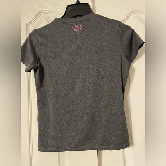 Under Armour youth grey shirt with a sparkly pink UA logo. - Picture 2 of 3